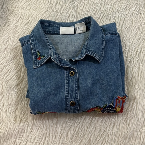 Bobbie brooks Christmas holiday denim cotton button down embroidered top… - Picture 6 of 6